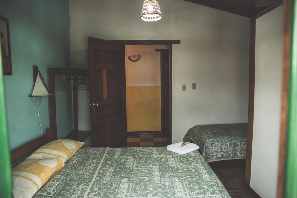 Hostal Las Palmas Puyo Ngoại thất bức ảnh