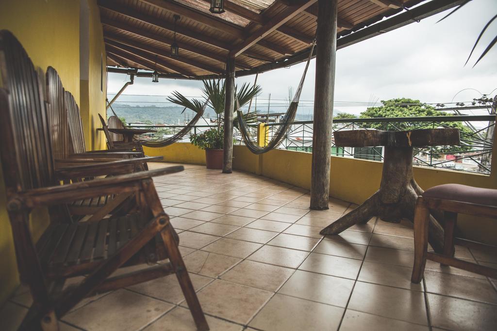 Hostal Las Palmas Puyo Ngoại thất bức ảnh